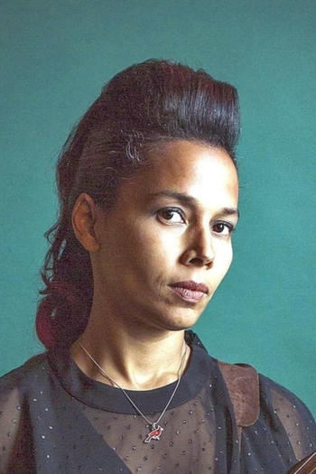 Actor Rhiannon Giddens
