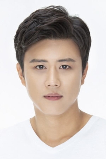 Actor Jin Hae-seong