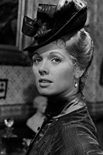 Actor Jessica Benton