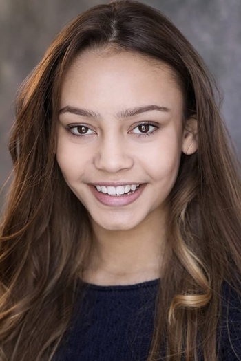 Actor Elizabeth Brace