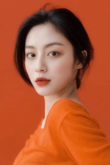 Actor Kang Min-ah