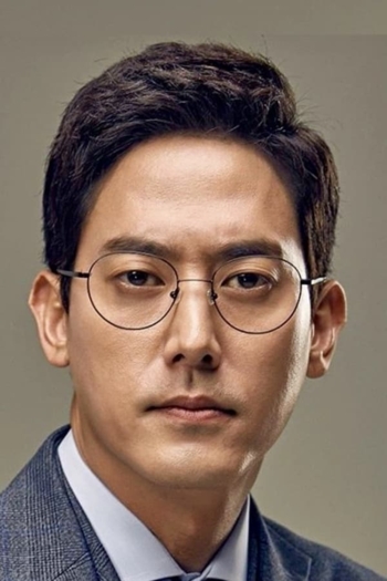 Actor Kim Sun-hyuk