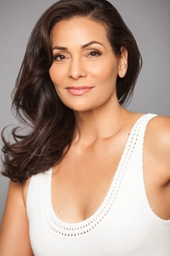 Actor Constance Marie