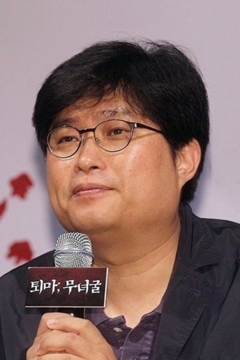 Film director Kim Hwi