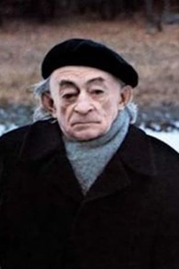 Actor Clemens Scheitz