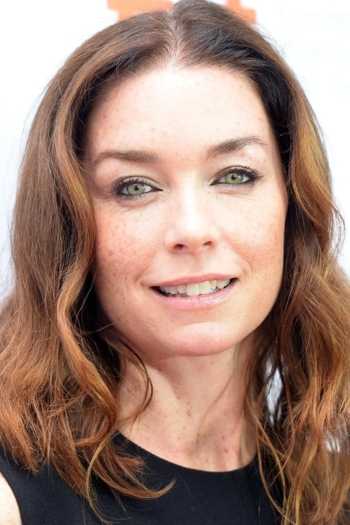 Actor Julianne Nicholson