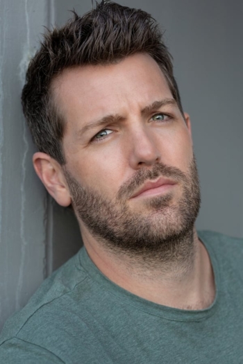 Actor Tim Ross