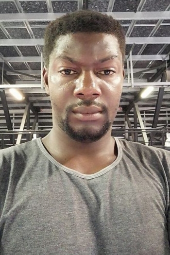 Actor Aaron Muchanyu