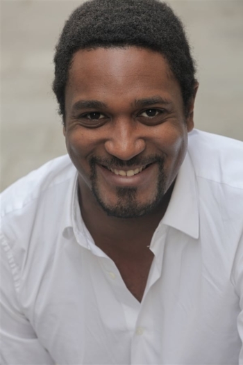 Actor Daniel Njo Lobé