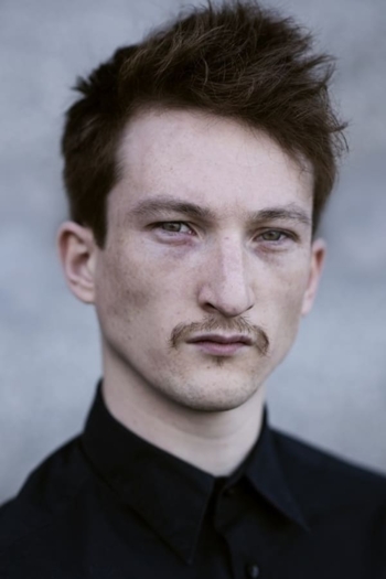 Actor Rémy Adriaens