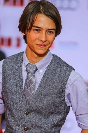 Actor Bridger Zadina