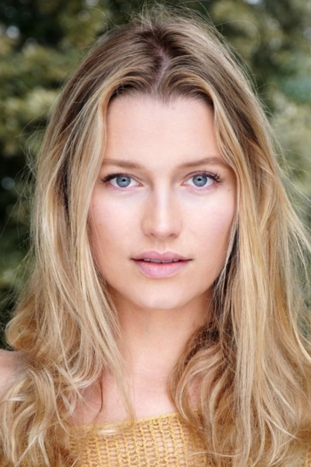 Actor Jessica Madsen