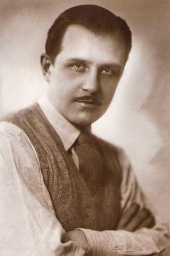 Actor Harry Hardt
