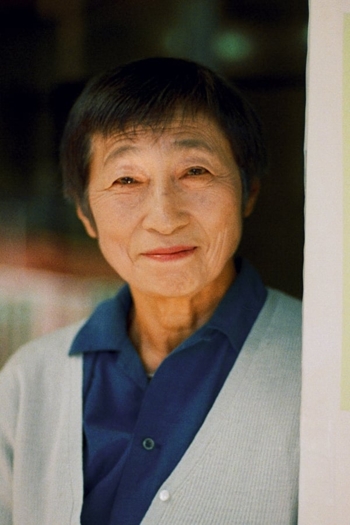 Actor Akiko Ashizawa