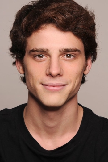 Actor Óscar Sinela