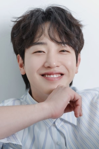 Actor Lee Tae-seon