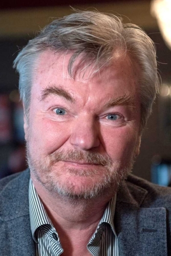 Actor Peter Dalle