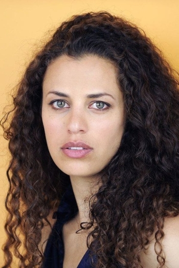 Actor Athena Karkanis