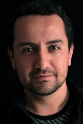 Film director Alfredo León León