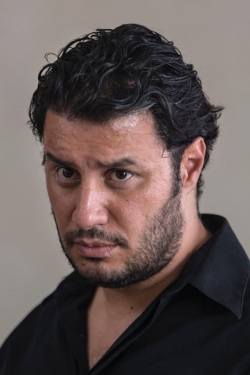 Actor Javad Ezzati