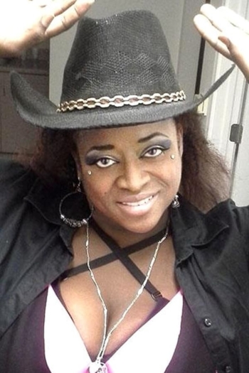 Actor Carrie Cain-Sparks