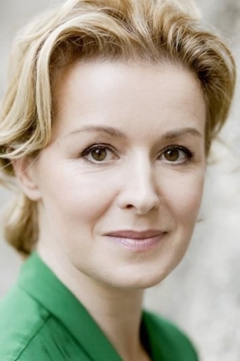 Actor Petra Morzé