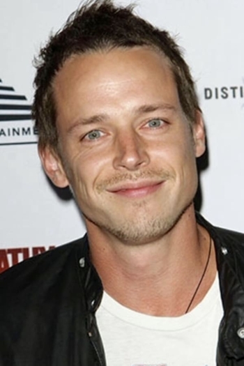 Actor Nathan Wetherington