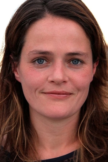 Actor Alexandra Johnes