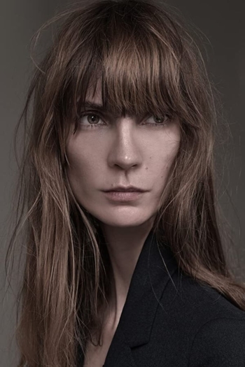 Actor Laura Sampson Hemingway