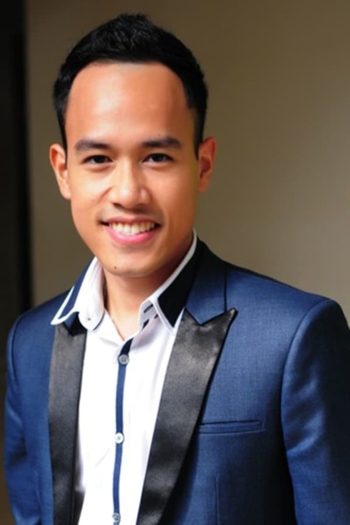 Actor Suwinit Panjamawat