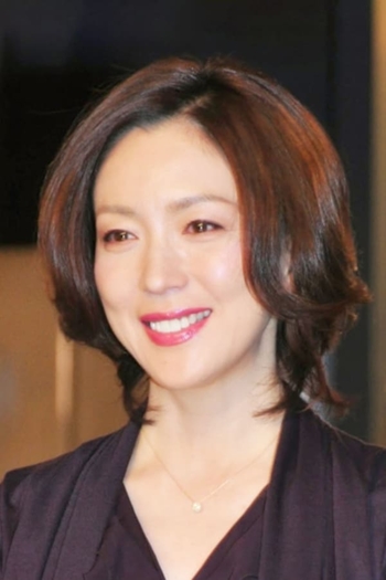 Actor Mayumi Wakamura