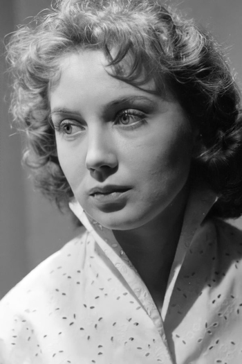 Actor Yelena Dobronravova