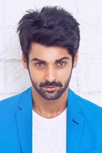 Actor Karan Wahi