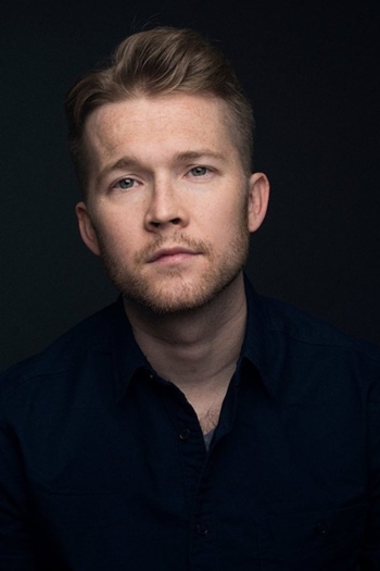 Actor Patrick Carlyle