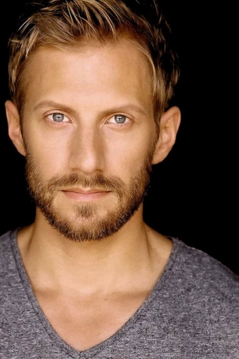 Actor Tanner Thomason