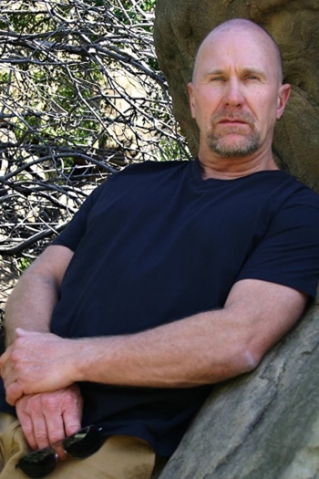 Actor Larry Rippenkroeger