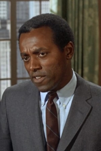 Actor Emmanuel Thomas