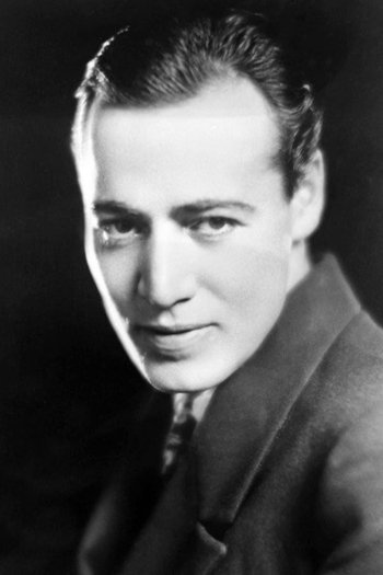 Actor Leslie Fenton