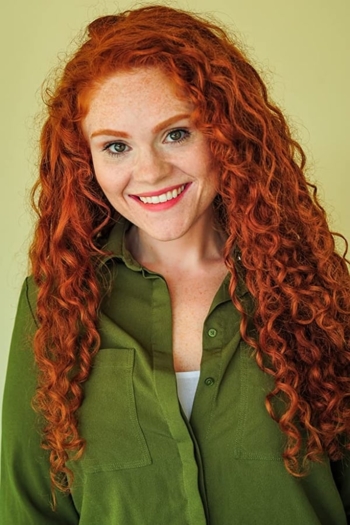 Actor Catherine Dee Holly