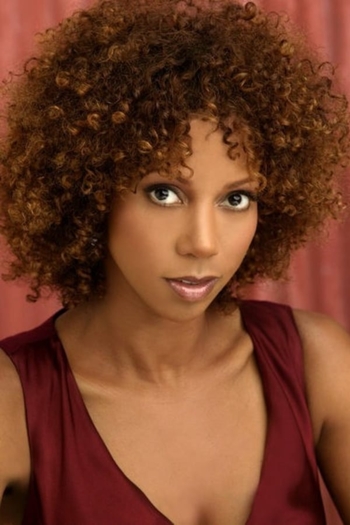 Actor Holly Robinson Peete