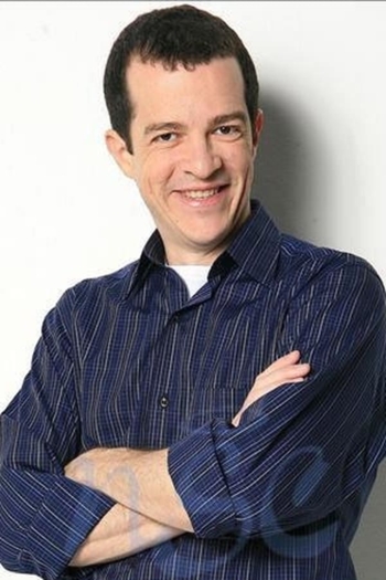 Actor Adriano Paixão