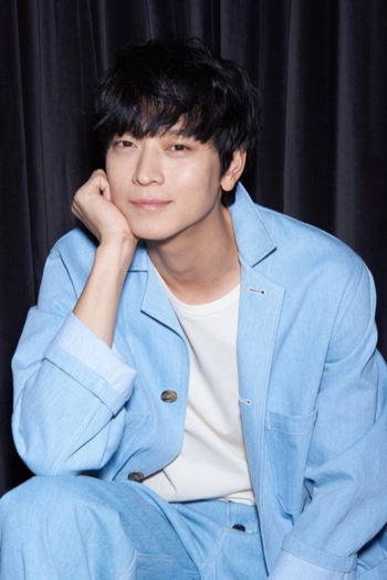 Actor Gang Dong-won