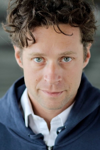 Actor Julien Héteau