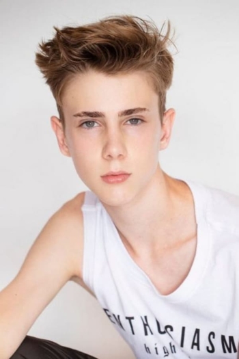 Actor Rafael Schaefer