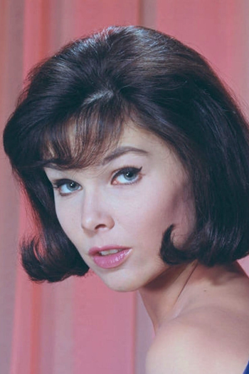 Actor Yvonne Craig