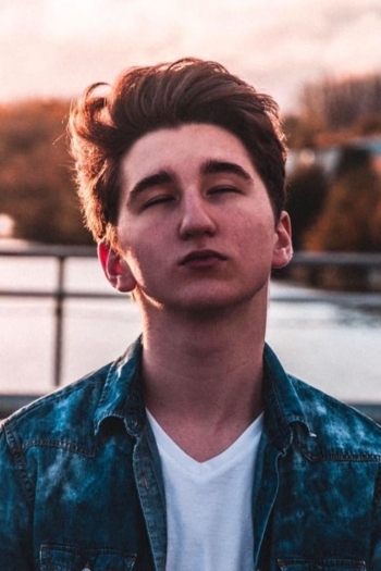 Actor Valentin Blary