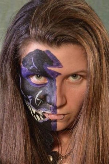 Actor Hayley Shadows