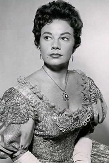 Actor Rita Lynn
