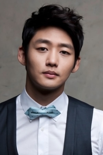 Actor Lee Tae-sung
