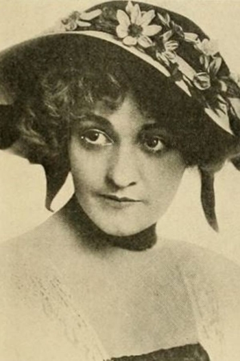 Actor Gladys Brockwell